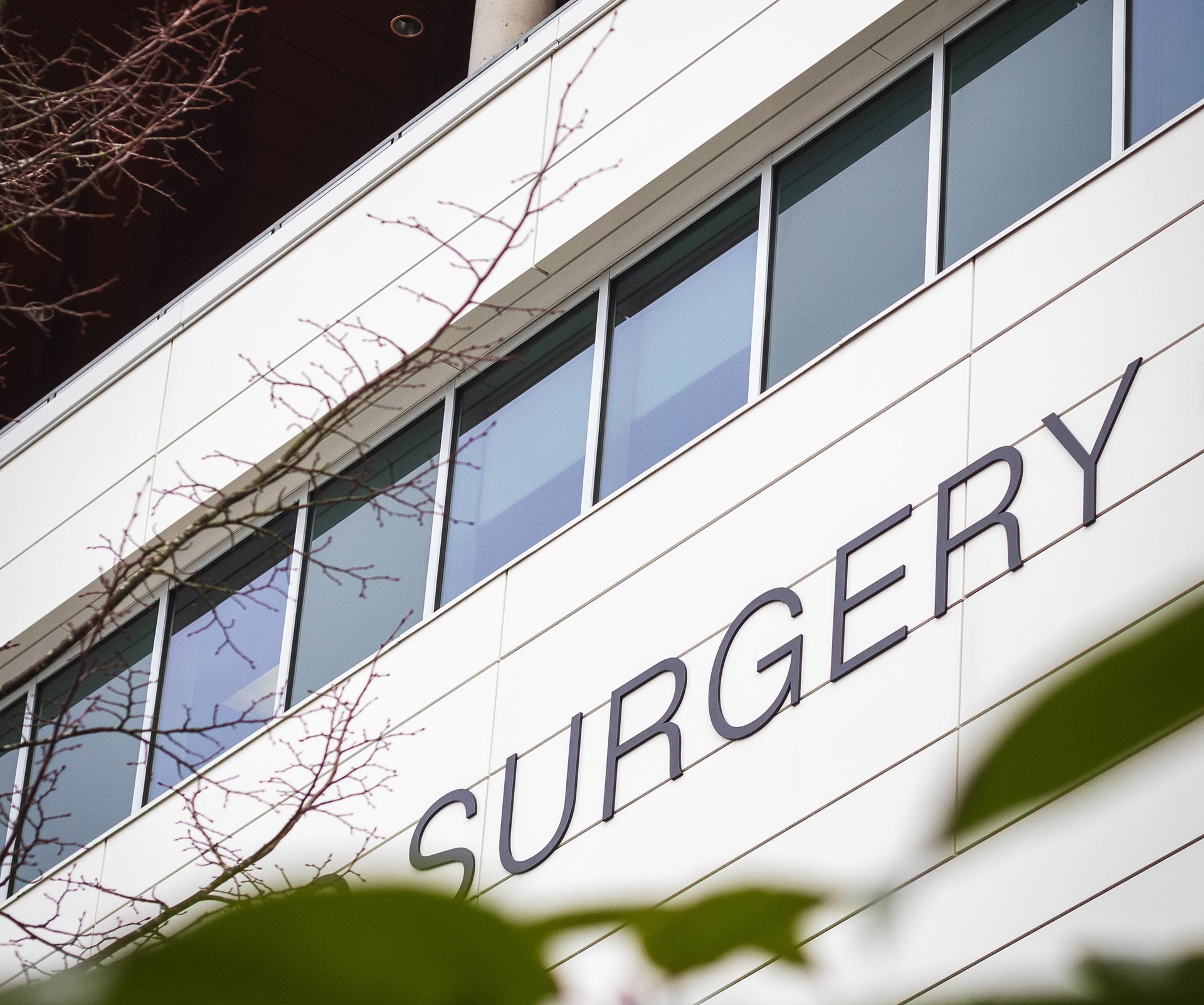 Modern Clinic- Advanced Care, Trusted Expertise